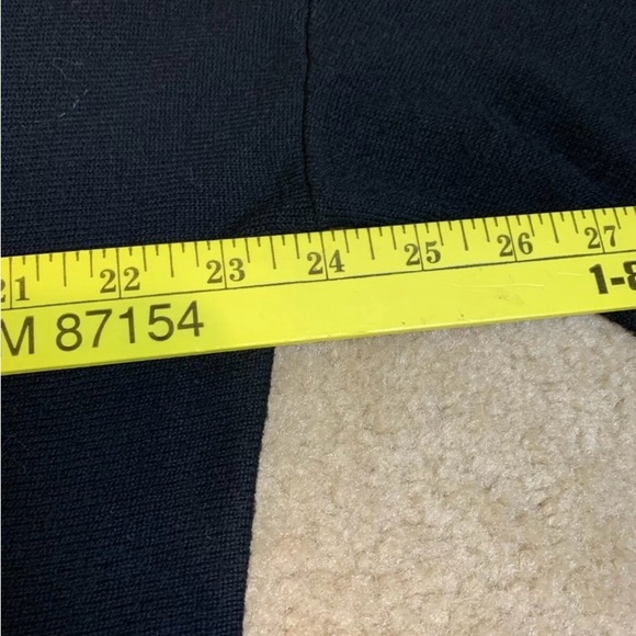 Context Lord & Taylor Soft Black Cashmere Blend Sweater- L - Picture 9 of 13